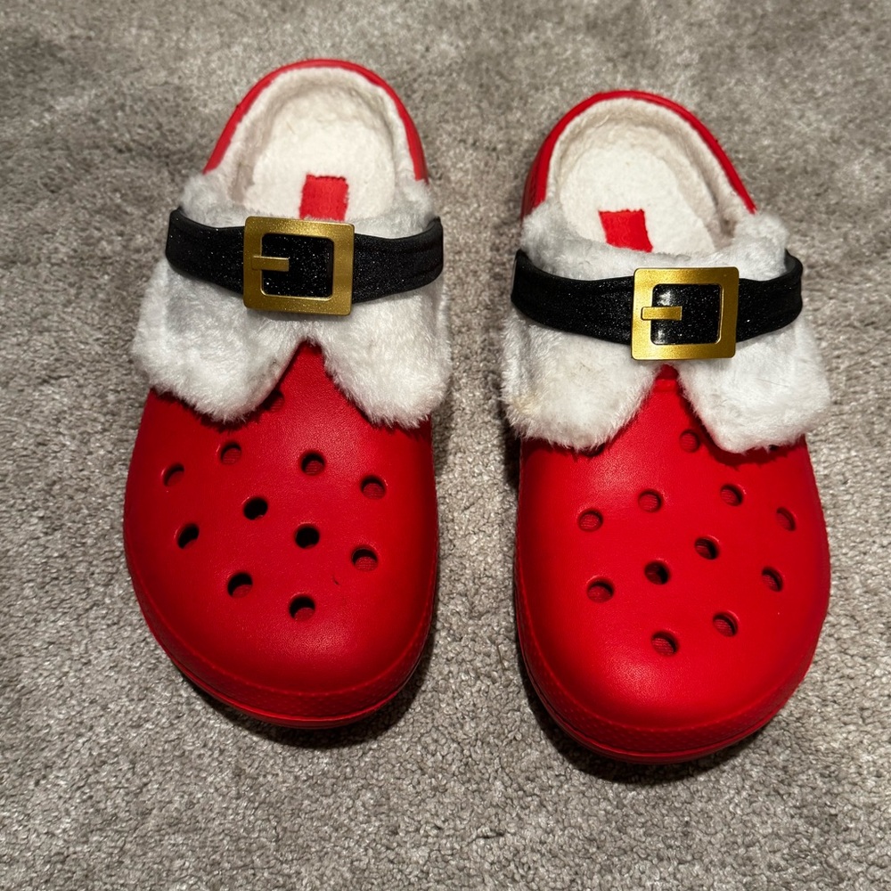 Red Santa Crocs - worn once EUC
